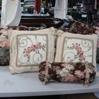 King Pillow Set