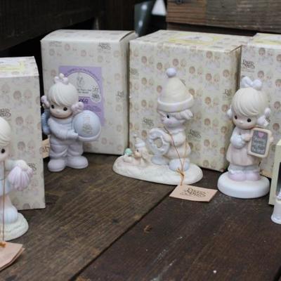 Precious Moments Lot