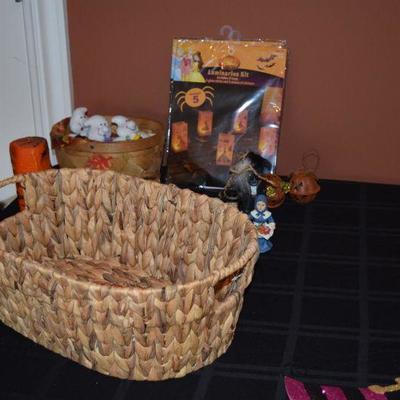 Basket, Seasonal