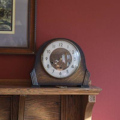 Mantel Clock