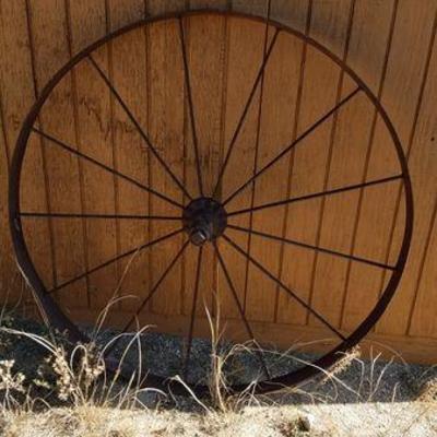 Rusty Wagon Wheel
