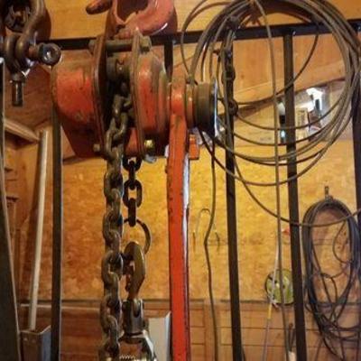 Pulleys, Come-a-Longs and Heavy Duty Chains