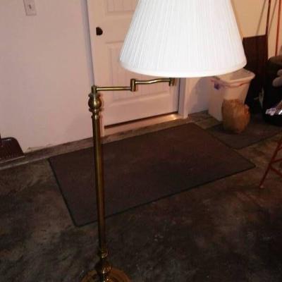 Adjustable Floor Lamp With Shade