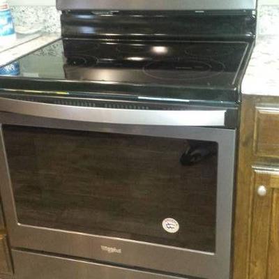 SS Range with Glass Cook Top and Storage Drawer