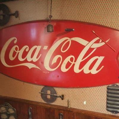 LOTS OF COKE MEMORIBILIA