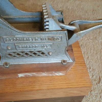Estate sale photo