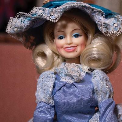 Dolly Parton collectible doll