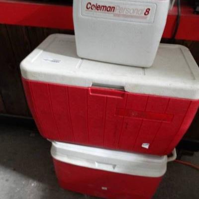 lot of 3 coolers