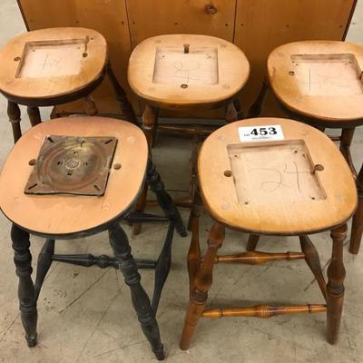 D.R. Dimes assembled set of 5 tavern chairs with swivel bases