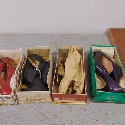 4 pairs of vintage shoes