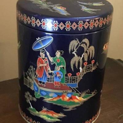Oriental blue print tea tin-Made in England