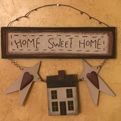 Home Sweet Home Wall Décor Sign