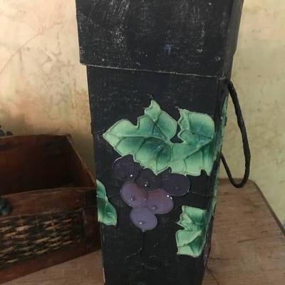 Box wine holder with painted textured grapes