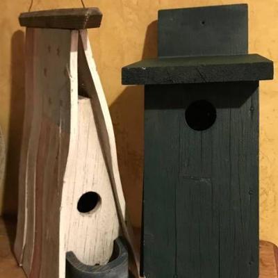 Set of 2 wood Birdhouses