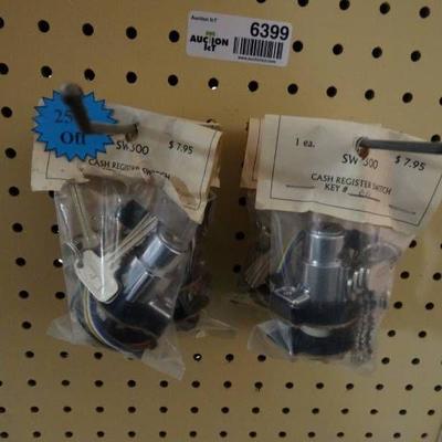 Lot of 6 sw-300 cash register switch with key.