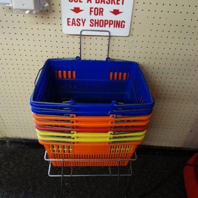 Small lot of shopping baskets.