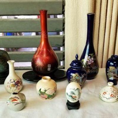 NOT028 Small Asian Vase Collection 