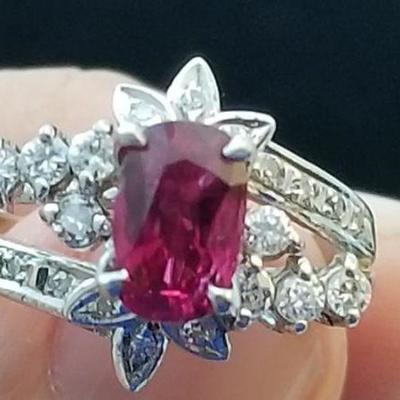 NOT120 Beautiful 14K White Gold Ruby & Diamond Ring