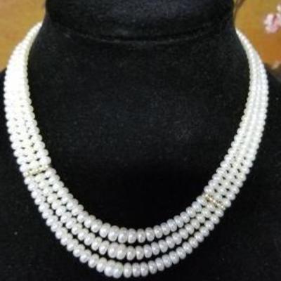 NOT045 Vintage Pearl Necklace with 14 Karat Gold Trim