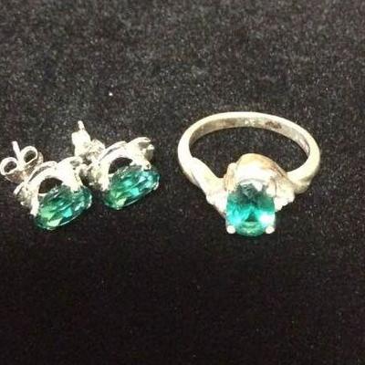 NOT108 Emerald Ring and Earring Set