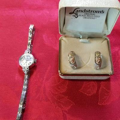 NOT070 Seiko Ladies WGP Watch & Silver and Gold Earrings