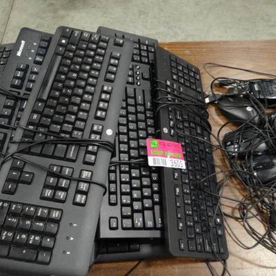 Lot Of 12 Keyboard & 7 Mouses