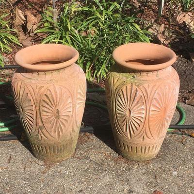 2 Terracotta Large Planter Vase KC068 Local Pickuphttps://www.ebay.com/itm/113398627267