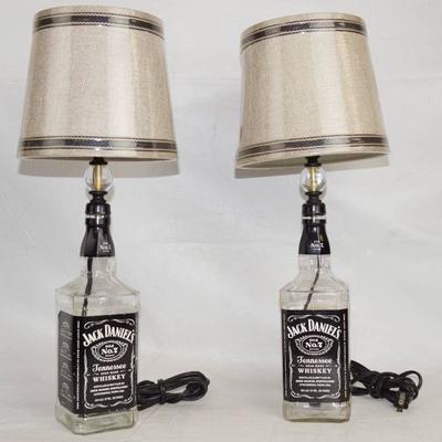 Pair of Collectible Jack Daniels Whiskey Lamps - V ...