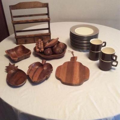 Fun Wooden Kitchen Things and Dishes