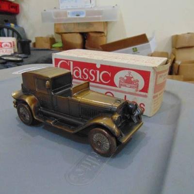1927 Lincoln Brougham coin bank