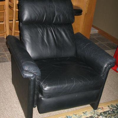 black leather recliner  BUY IT NOW $ 135.00