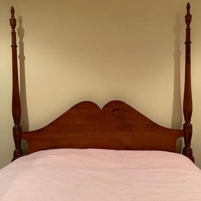 Four Post Bed from Seely