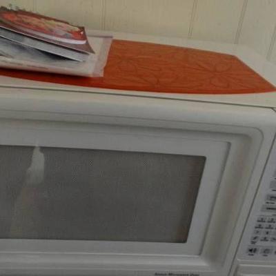 Microwave and frozen note pad.