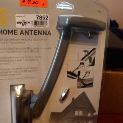 Brand new home antenna, extension cord, speaker gr ...