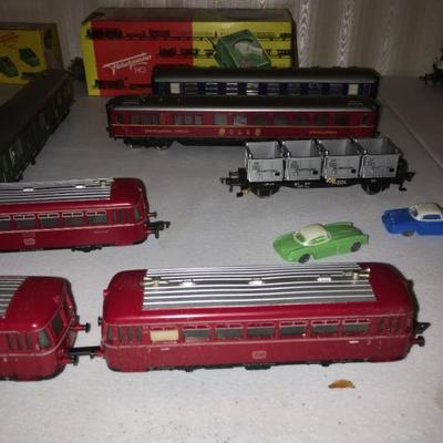 Fleischmann HO trains and tracks