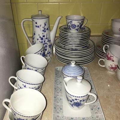 Seltmann Weiden Bavarian Blue Porcelain Set