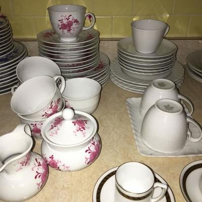 red flowers - Seltmann Weiden Annabelle Porcelain dishes