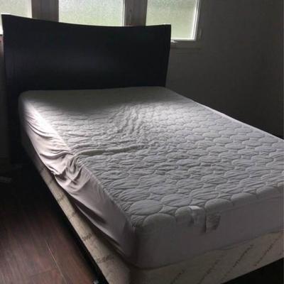 KHT001 Full Size Tempur-Pedic Bed