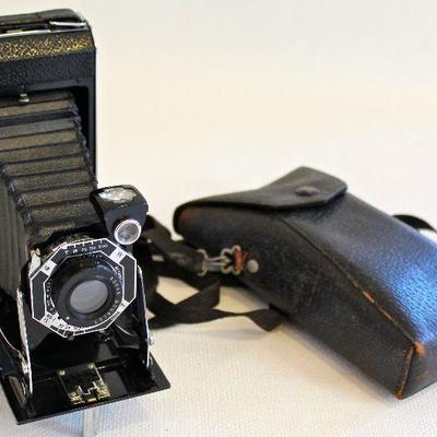 antique Kodak camera & case