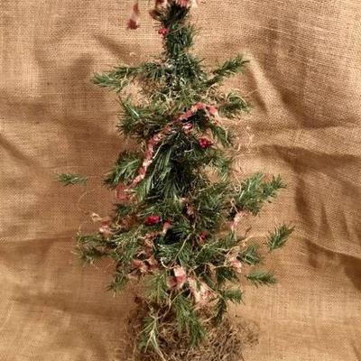 Country Christmas Tree with rags-23
