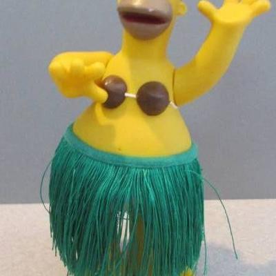 Simpson 8 figure with moveable arms, talks & sing ...