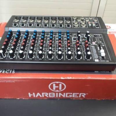 Harbinger LvL Series L1402FX-USB 14 channel compac ...
