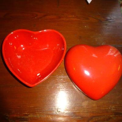 Heart Shaped Ceramic Trinket box 