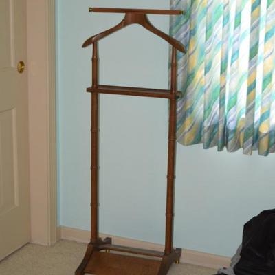 Valet Stand