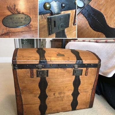 Rare Antique French Mme. Ciseaux traveling trunk. $224