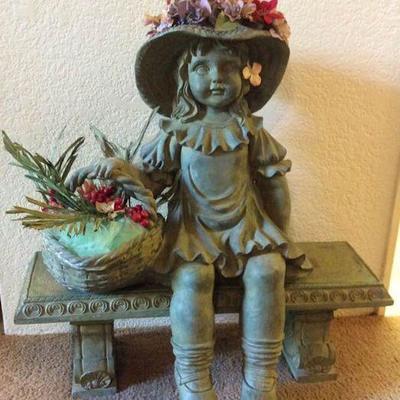 KET029 Adorable Resin Garden Statue