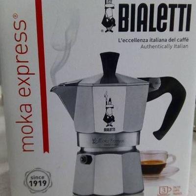 Bialetti Moka Express Espresso Maker