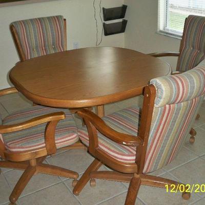 Chromecraft Wood Table with 4 chairs on casters with 1 - 18