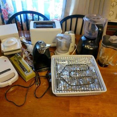 Lot of Kitchen small appliances