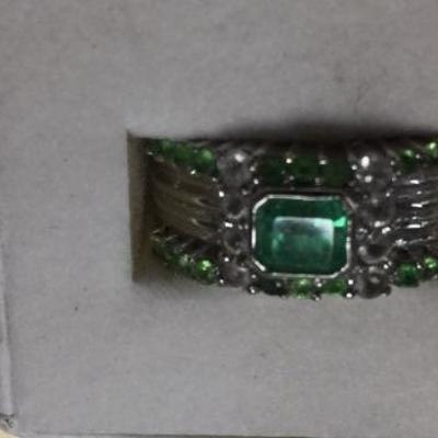 14kt Wh. Gold Emerald Diamond Ring